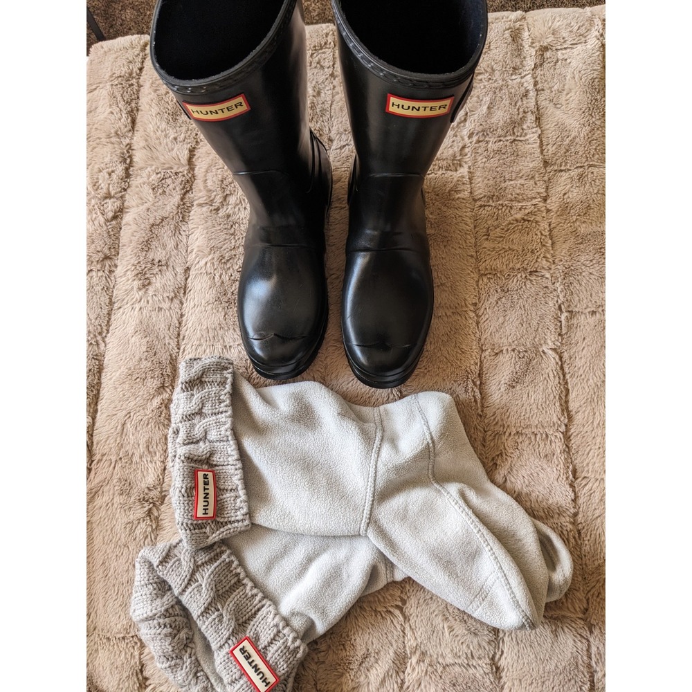 Hunter Original Rain Boots & Fleece CableKnit Cuff Boot Socks Set Black Greige 8